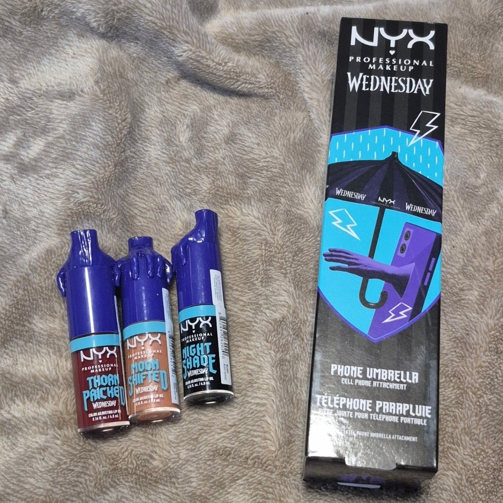 NYX Wednesday Makeup Set 3 Lip Oils and Phone Umbrella